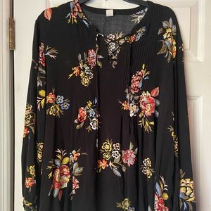 Old Navy Flowy Floral Print Lace Up Neck Blouse